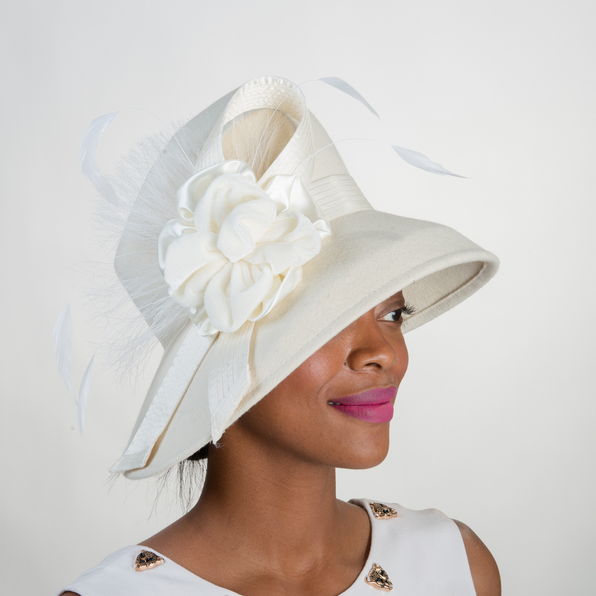 Silk Flower Roll Up Brim Wool Felt Hat 400787 Winter White - Fit